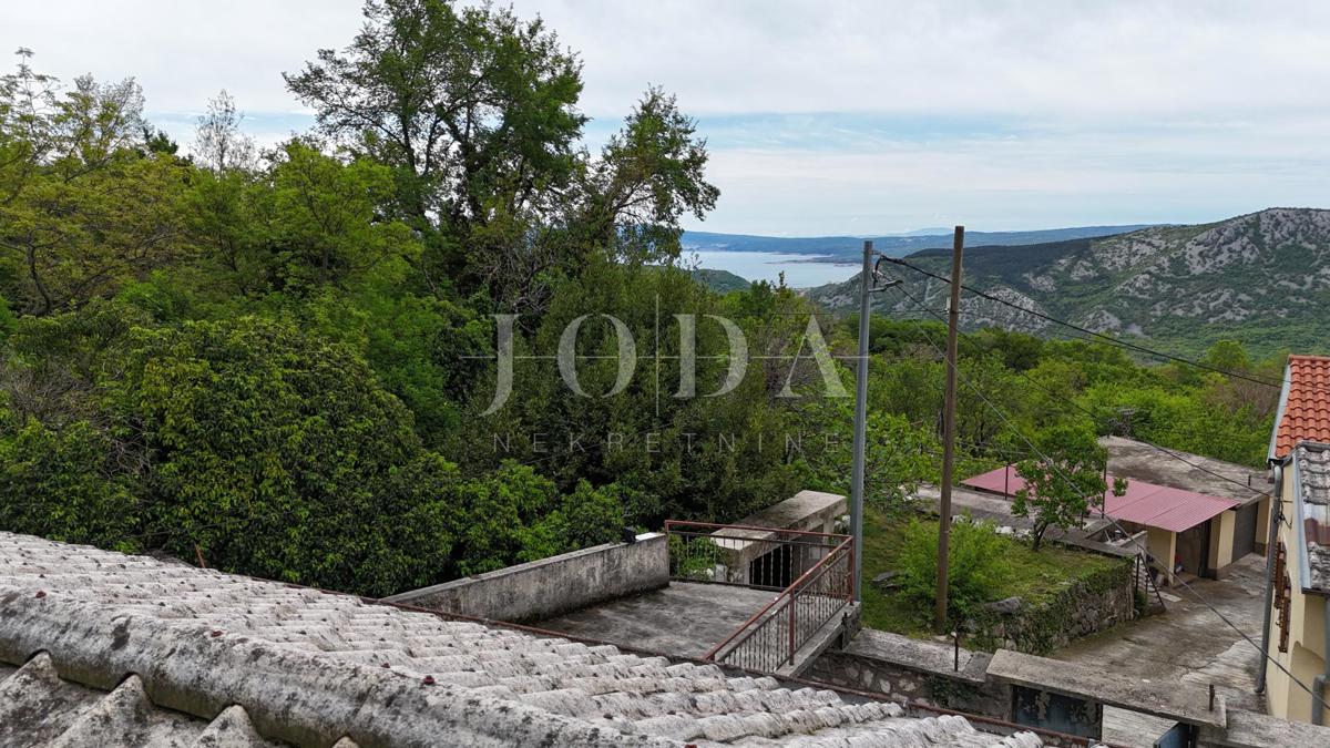 Casa in pietra con vista mare + terreno 1.400 m² | Baretići, Grižane