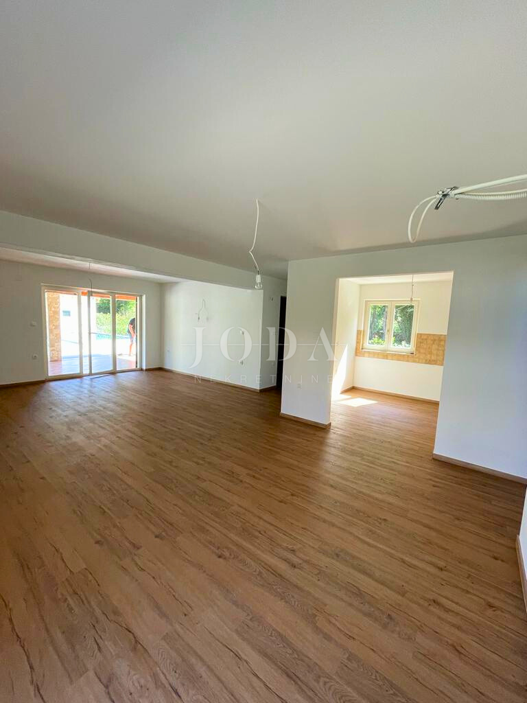 Detached house in a quiet location