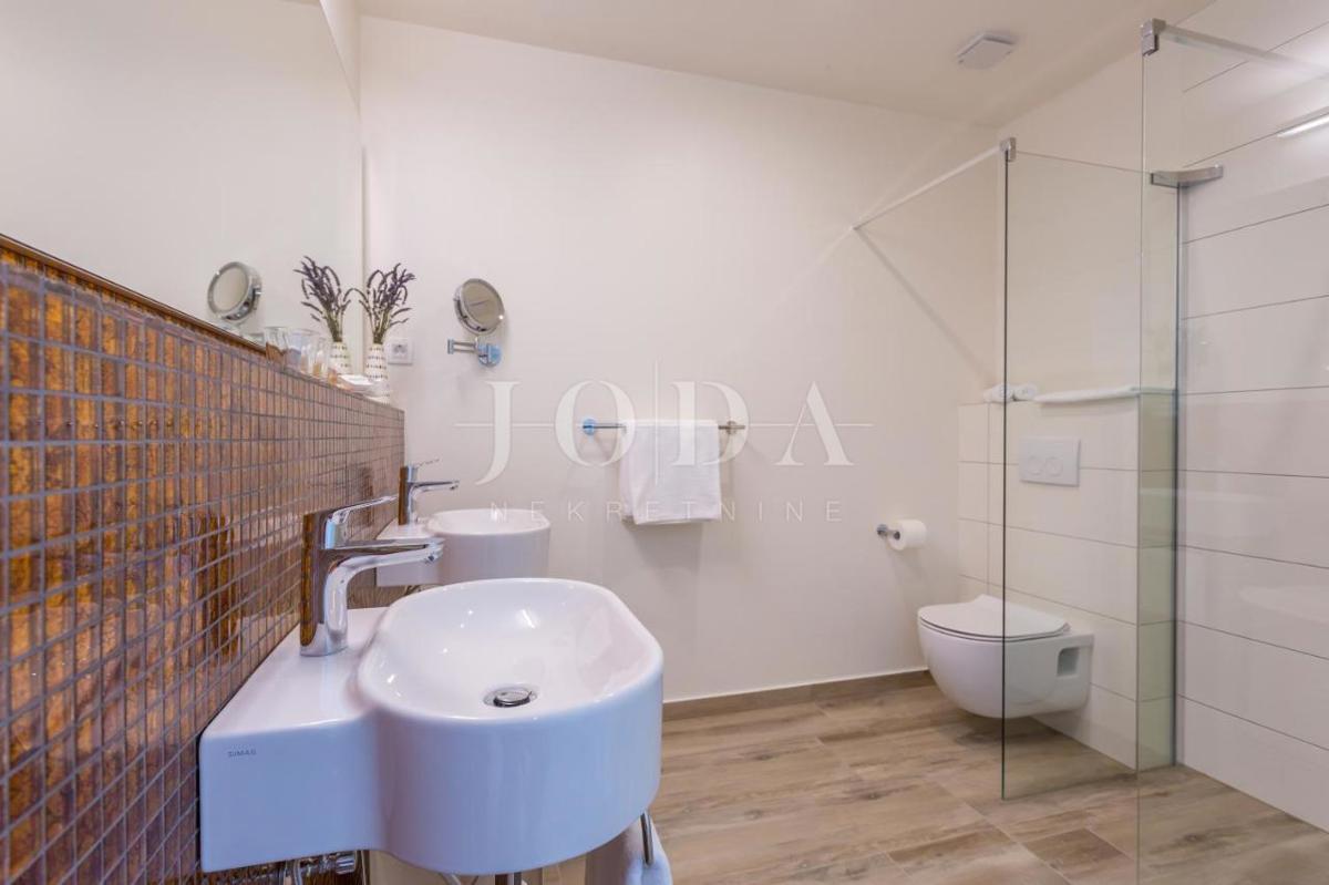 Villa di lusso con vista mare - dintorni di citta di Veglia