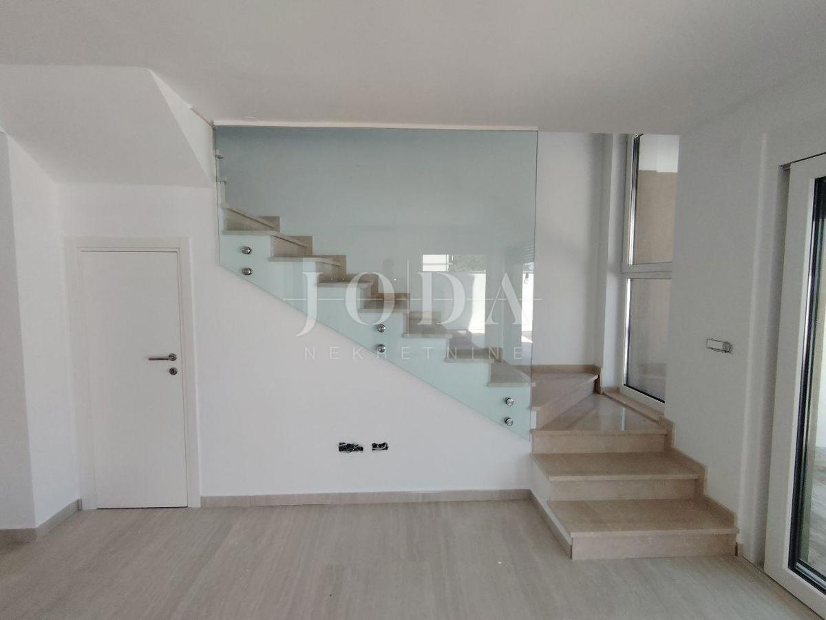 Allogio Dramalj, Crikvenica, 152m2