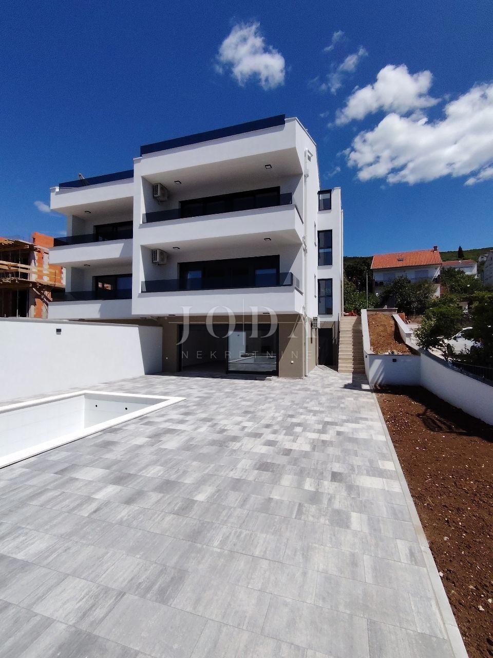 Allogio Dramalj, Crikvenica, 152m2