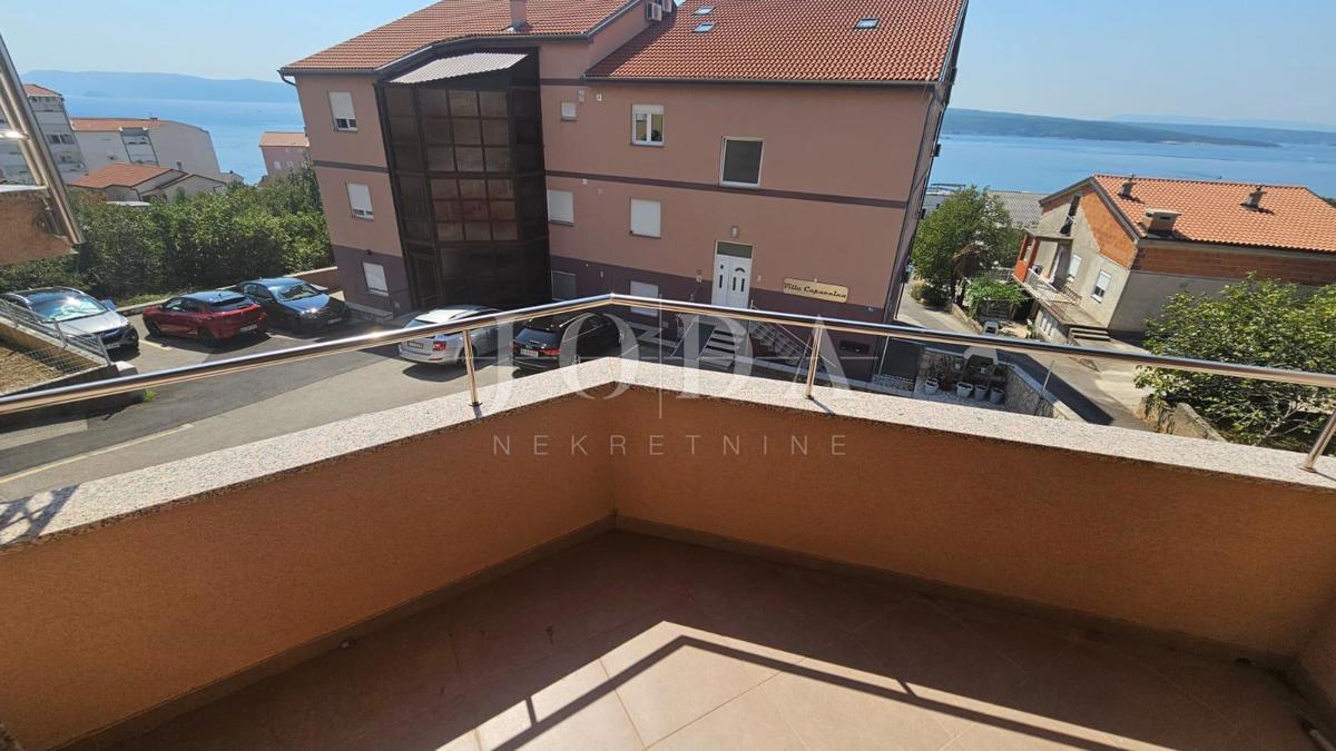 Appartamento a Crikvenica con garage