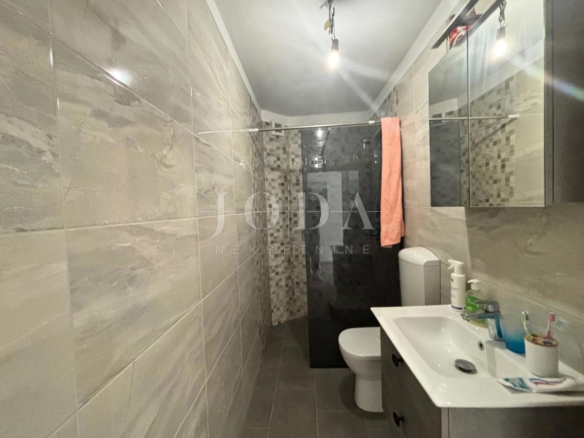 Dramalj, una bella casa con vista sul mare