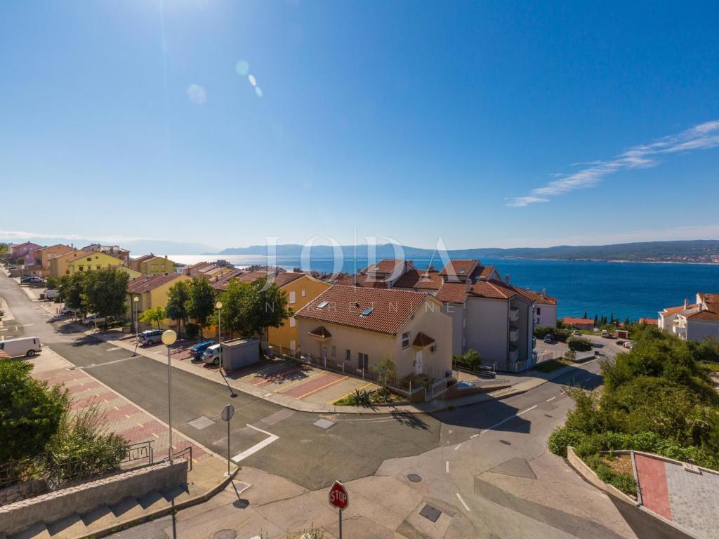 Appartamento a Crikvenica con garage