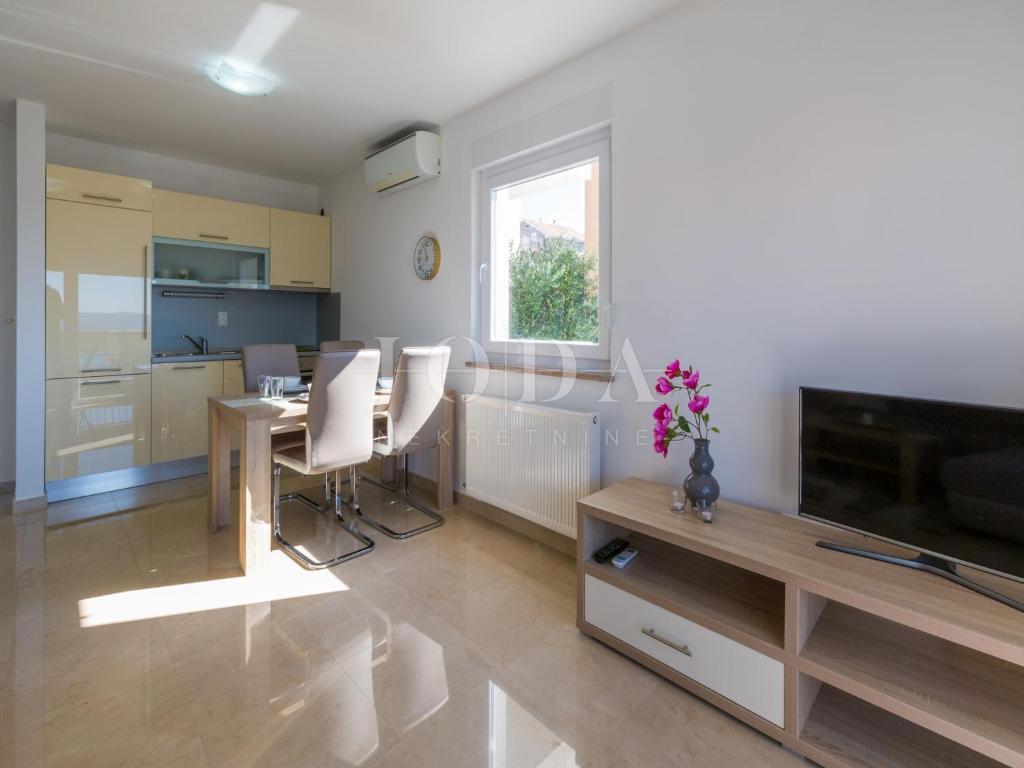 Appartamento a Crikvenica con garage