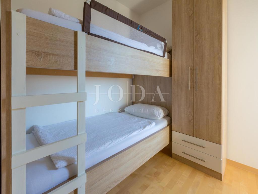 Appartamento a Crikvenica con garage