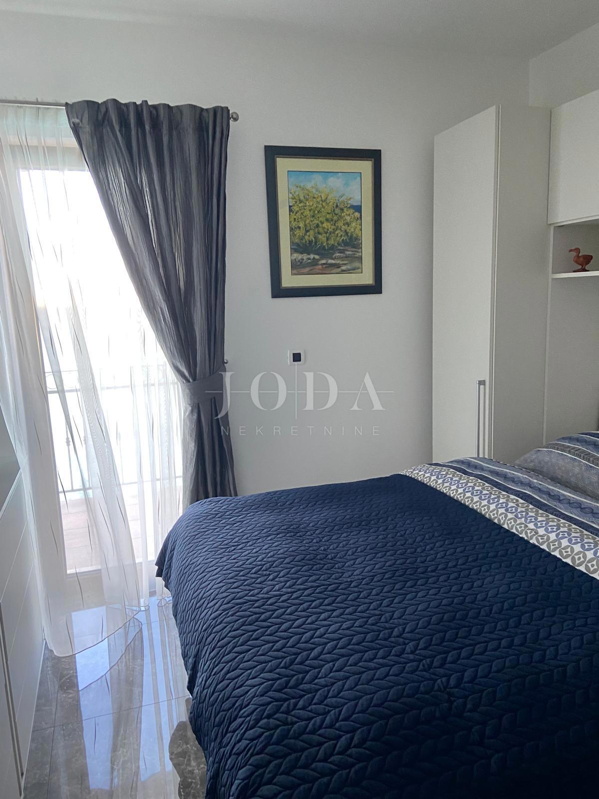 Barić Draga, casa in prima fila sul mare