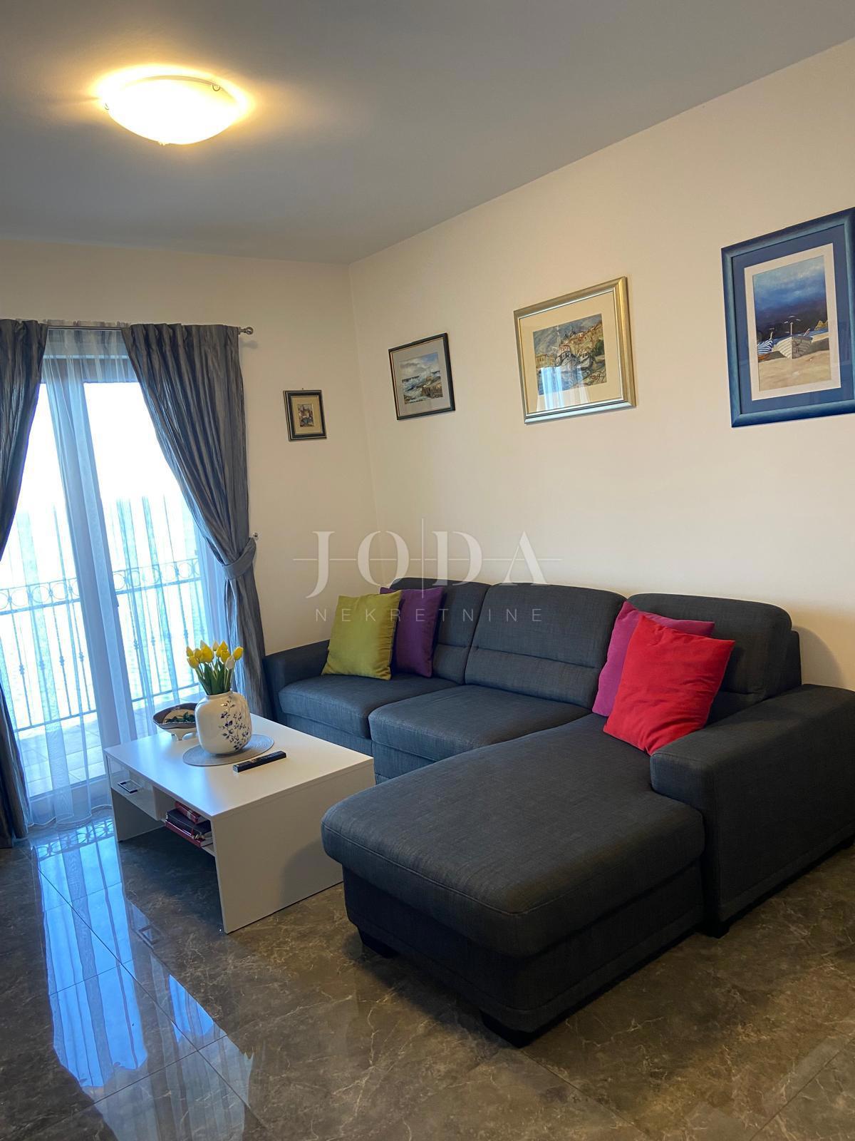 Barić Draga, casa in prima fila sul mare