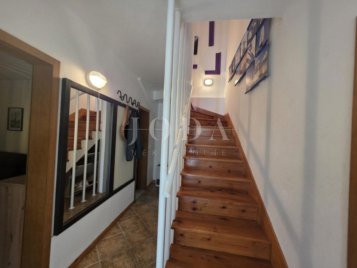 Casa Novi Vinodolski, 172m2