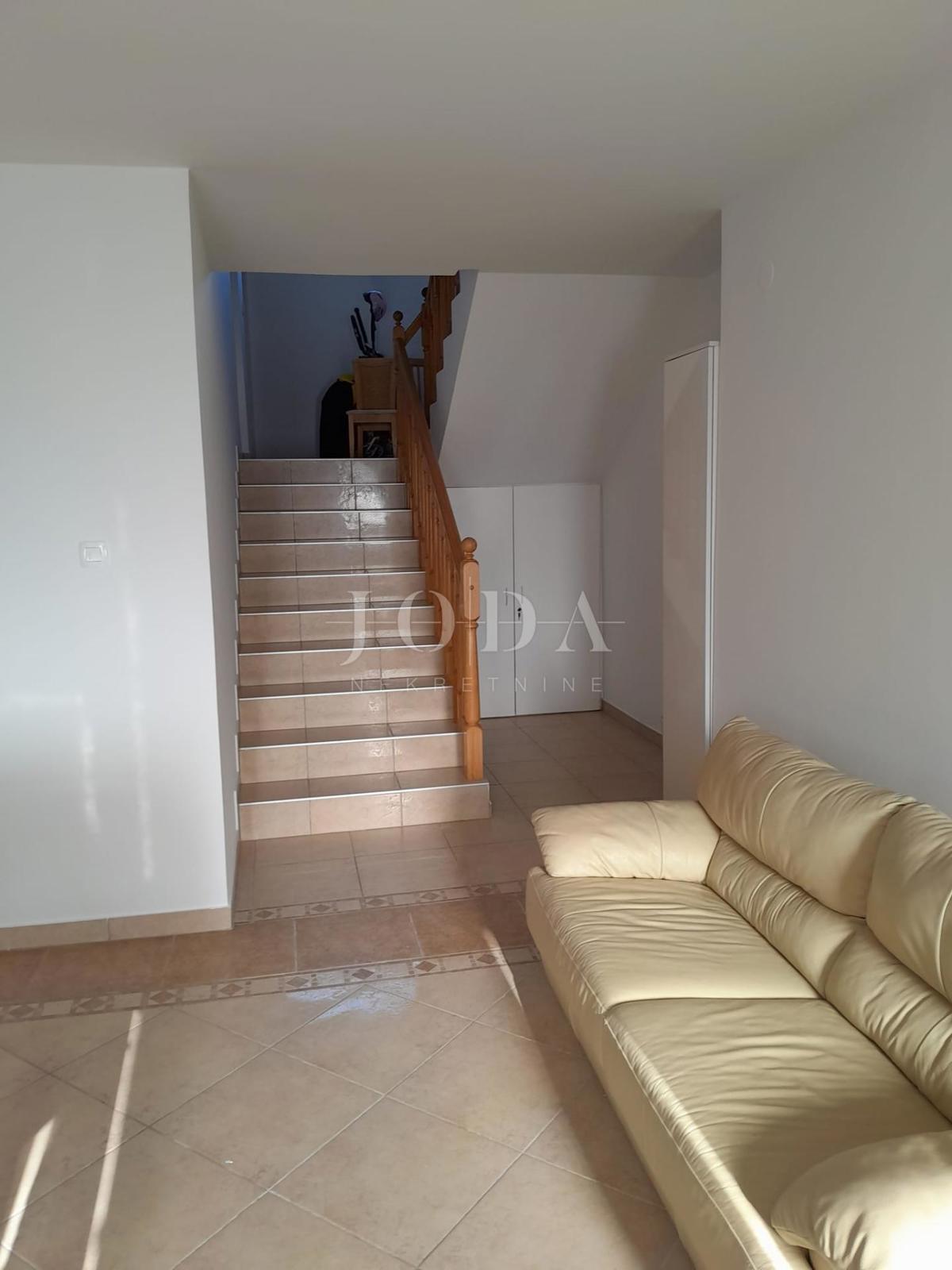 casa Batomalj, Baška