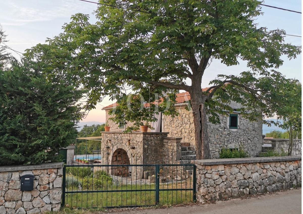 Casa in pietra con piscina - isola di Krk