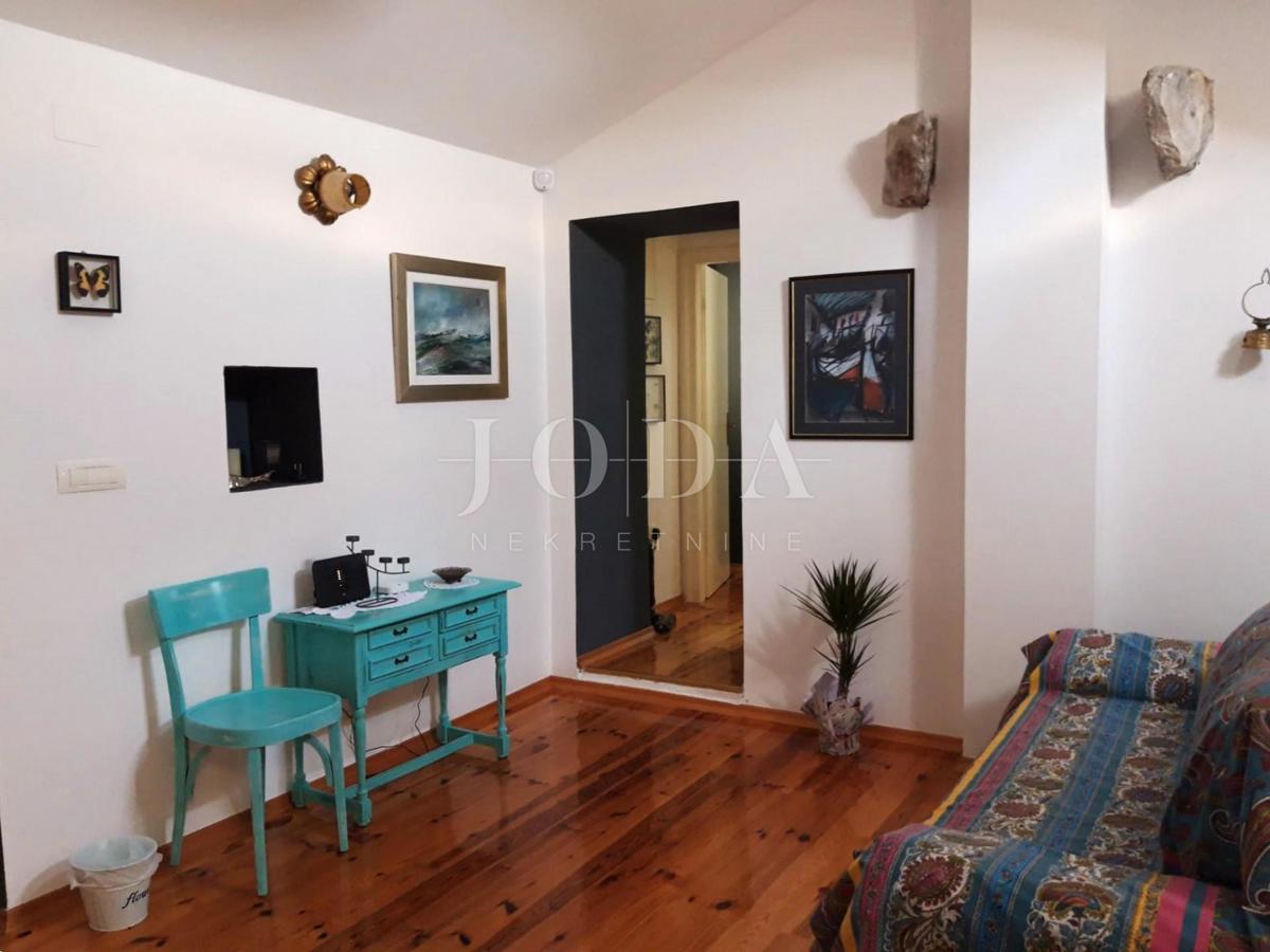 Casa in pietra con piscina - isola di Krk