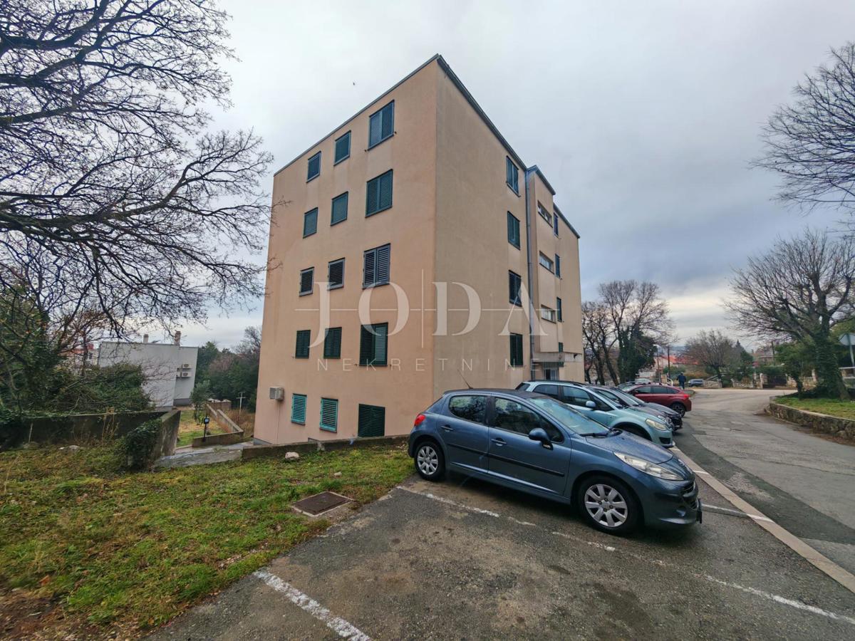 Appartamento in palazzina vicino al centro