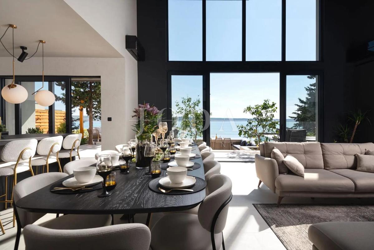 Villa di lusso con vista panoramica sul mare