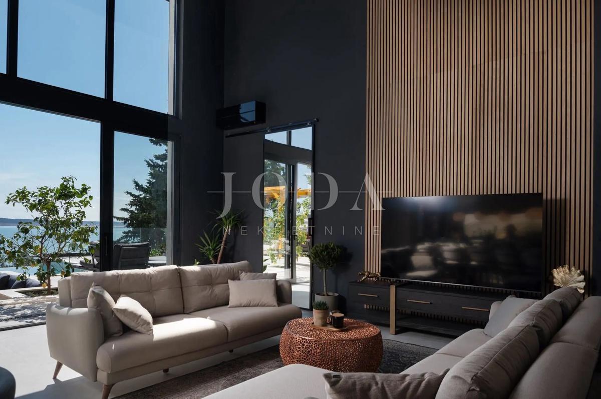 Villa di lusso con vista panoramica sul mare