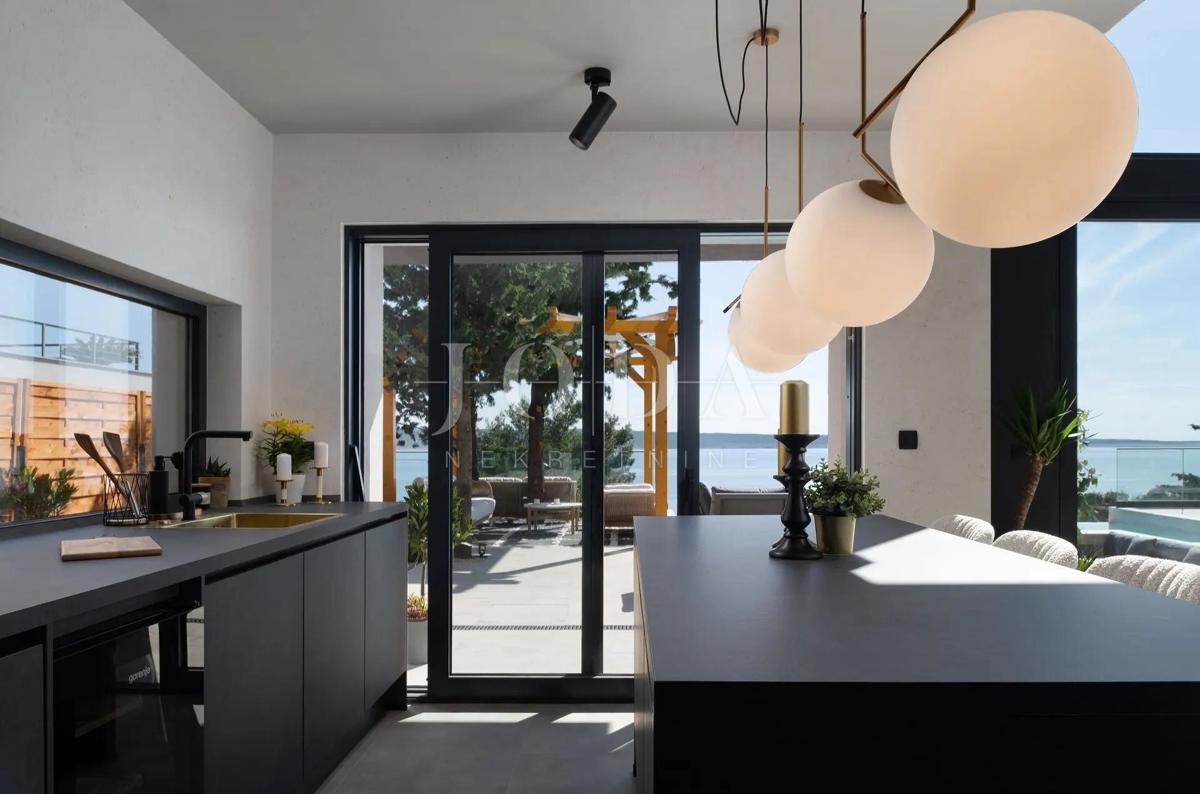 Villa di lusso con vista panoramica sul mare