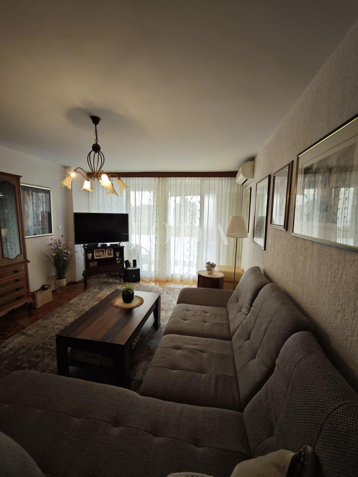 Allogio Podmurvice, Rijeka, 69m2