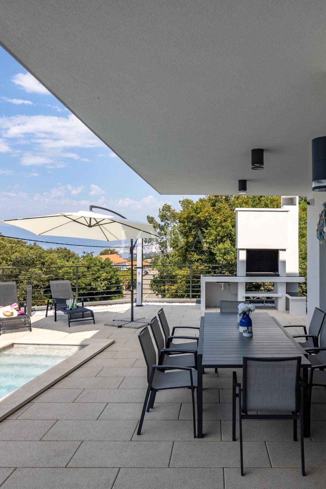 Casa Kostrena, 490m2