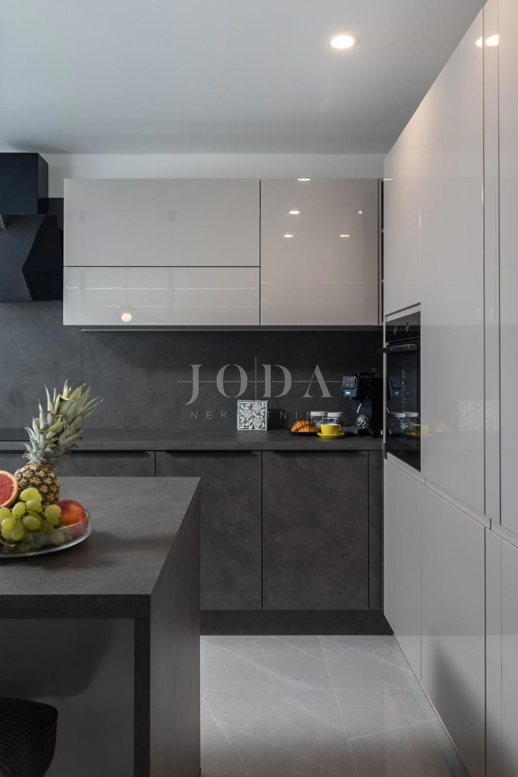 Casa Kostrena, 490m2