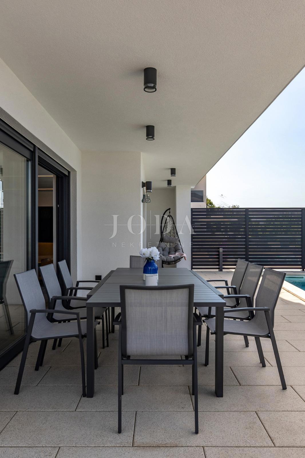 Casa Kostrena, 490m2