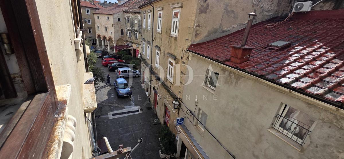 Appartamento Senj prima fila mare centro 42 m²