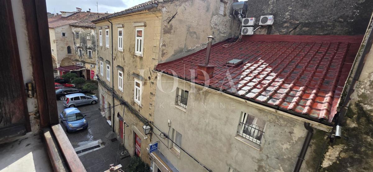 Appartamento Senj prima fila mare centro 42 m²