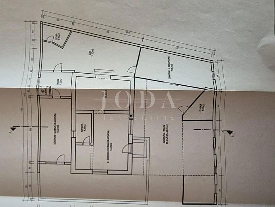 Casa con ampio giardino in un ambiente tranquillo, Krk