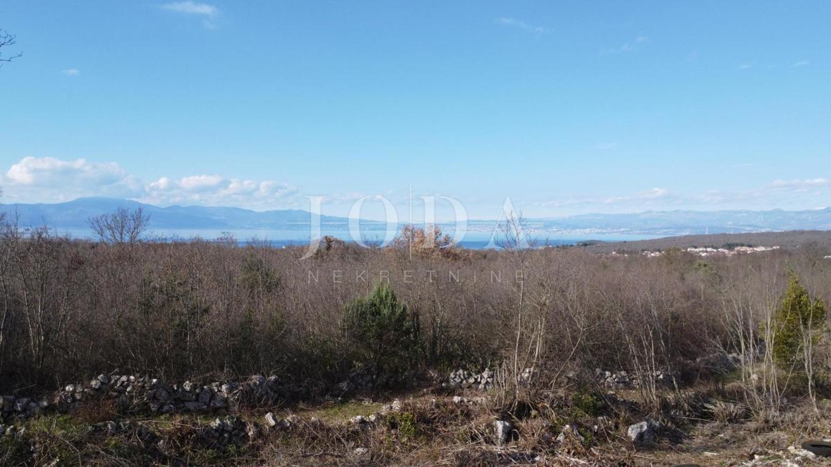 Terreno edificabile con vista mare