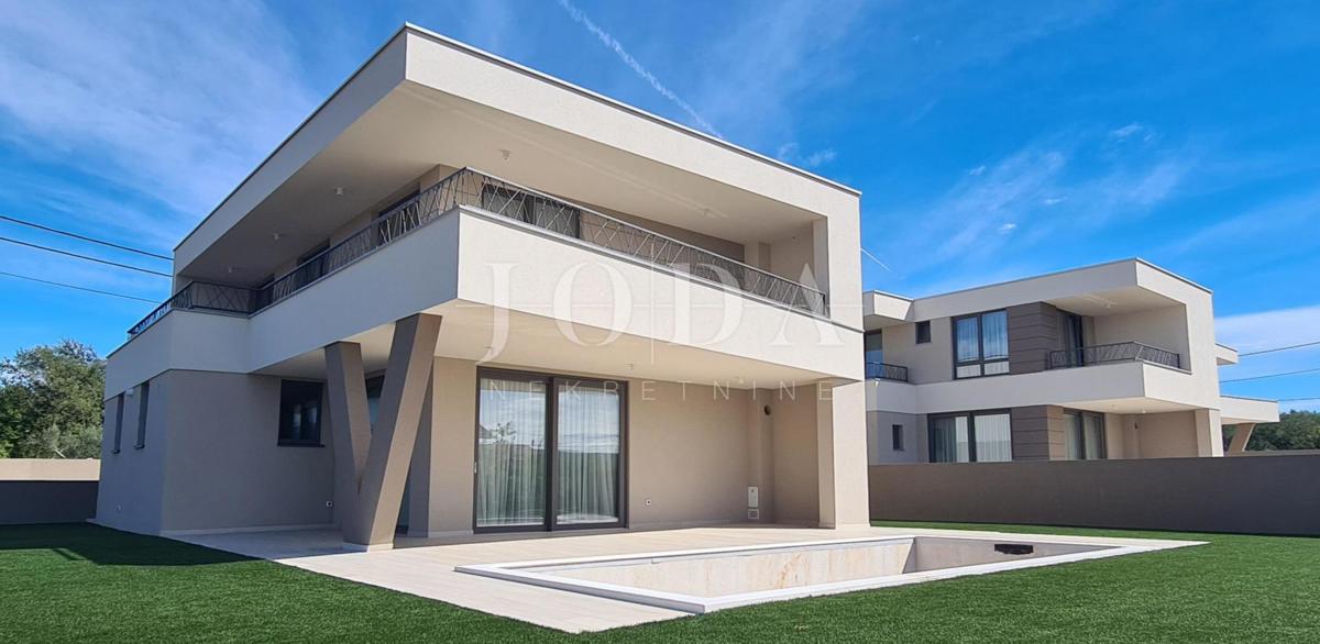 Città di Krk - dintorni, villa con piscina e vista mare!