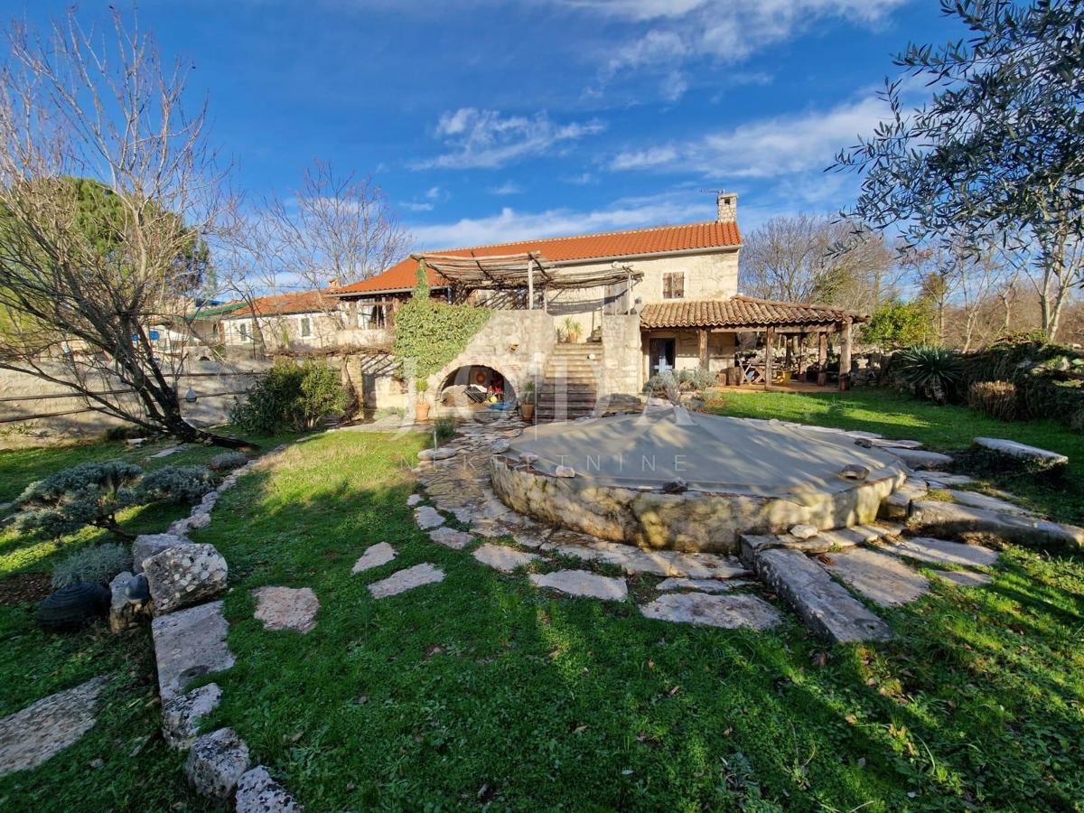 Stone house with a pool in a quiet location, near Dobrinj - island of Krk