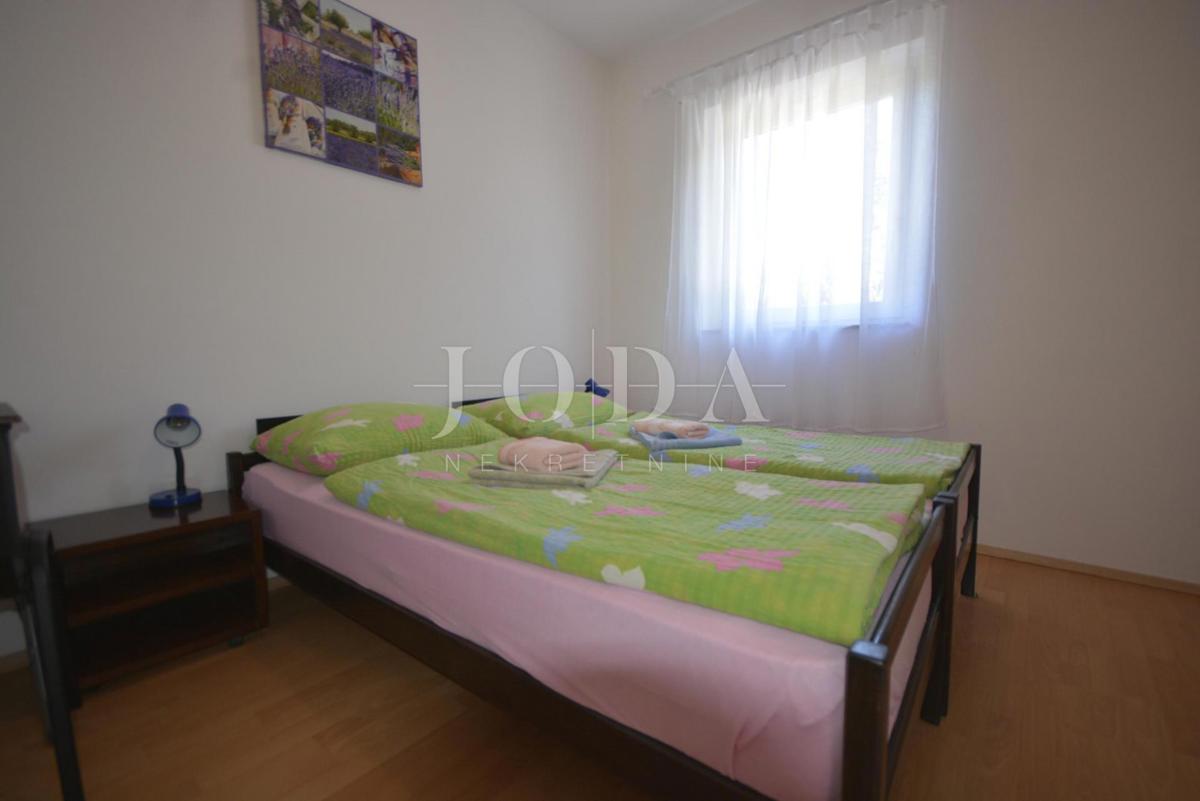 Bella casa indipendente con ampio giardino, posizione tranquilla!