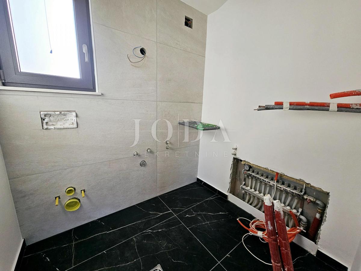 Penthouse in una posizione tranquilla - nuova costruzione nella città di Veglia