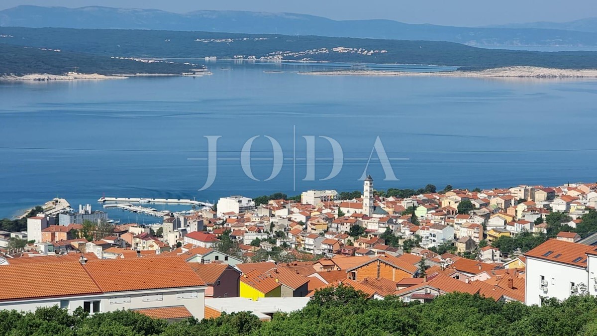 Crikvenica, incantevole attico con vista mare e parcheggio