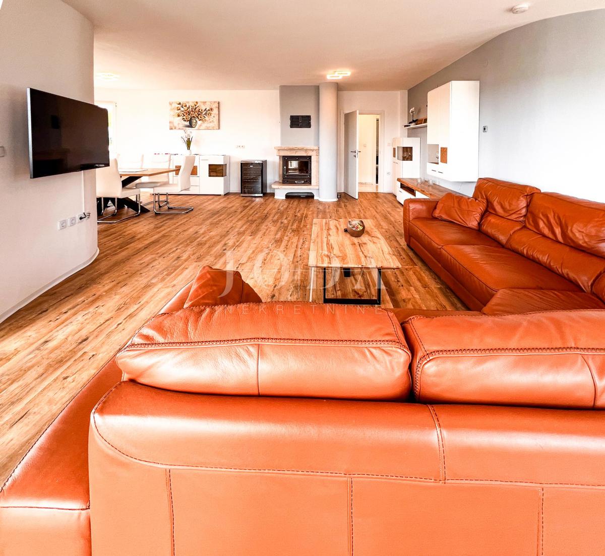 Casa Crikvenica, 300m2