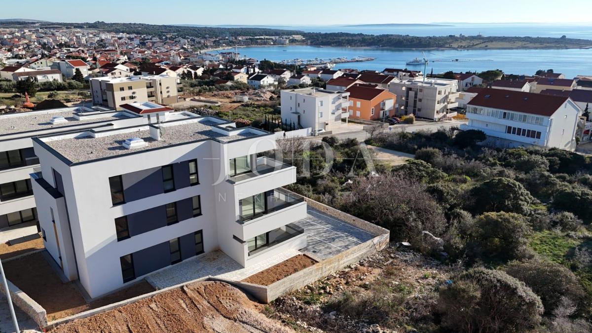 Nuovo edificio Novalja