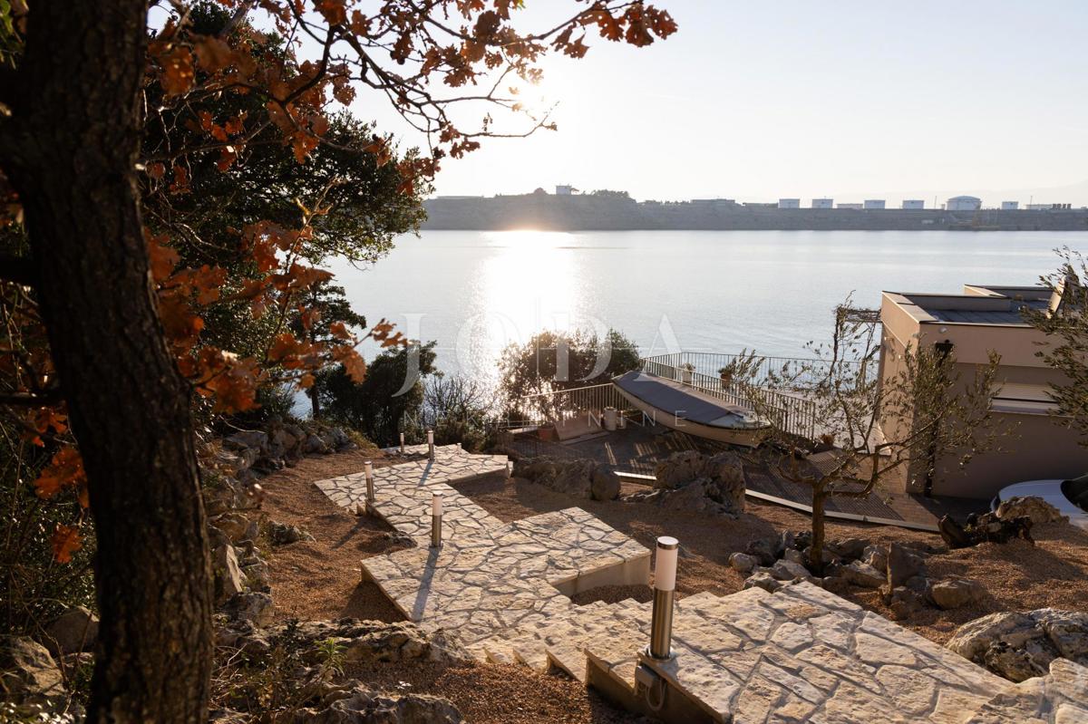 Villa prima fila sul mare con vista panoramica