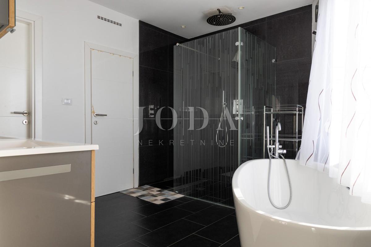 Villa prima fila sul mare con vista panoramica