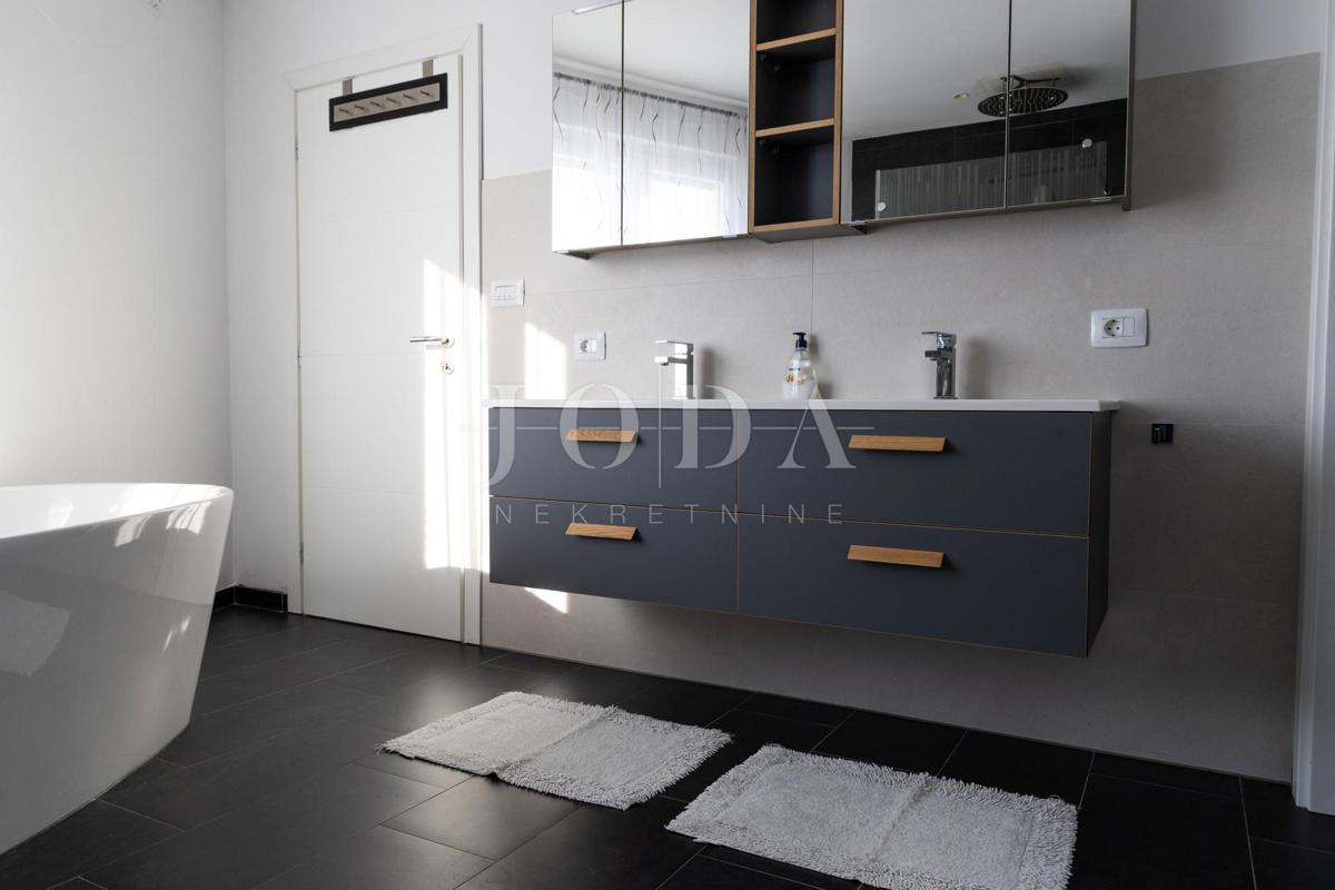 Villa prima fila sul mare con vista panoramica