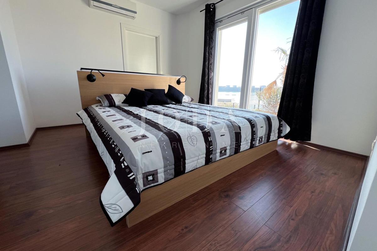 Villa prima fila sul mare con vista panoramica