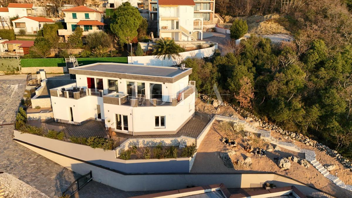 Villa prima fila sul mare con vista panoramica