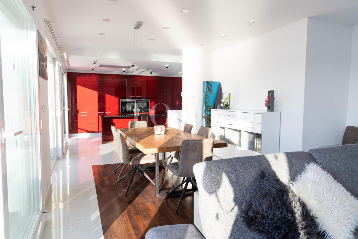 Villa prima fila sul mare con vista panoramica