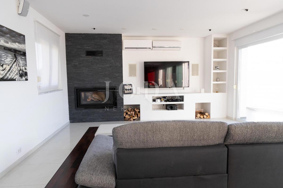 Villa prima fila sul mare con vista panoramica