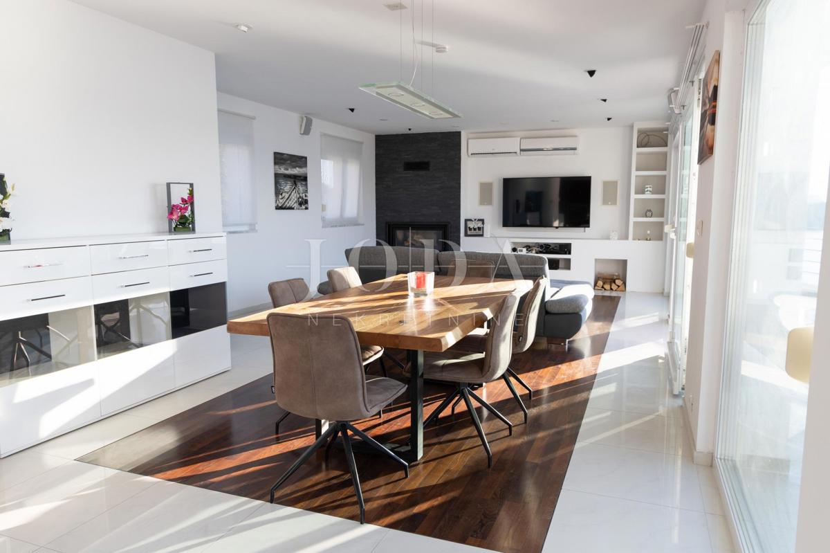 Villa prima fila sul mare con vista panoramica