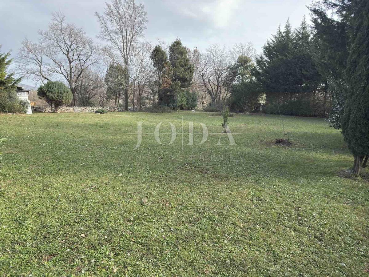 Terreno Labin, 818m2