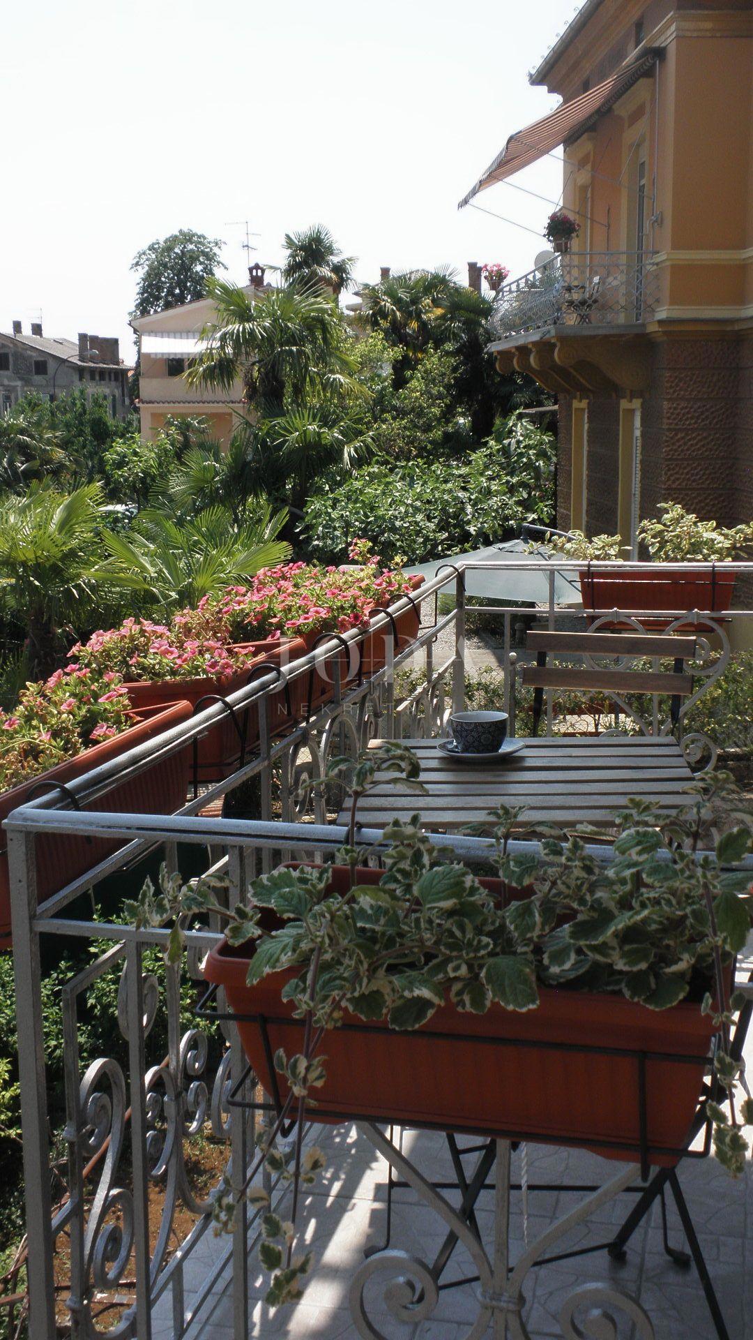 Allogio Opatija - Centar, Opatija, 90m2