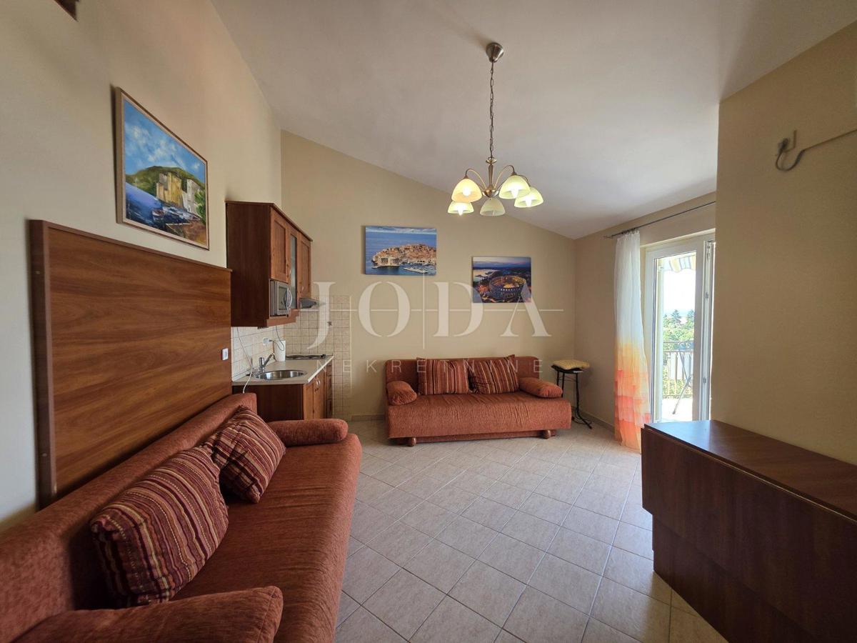 KLENOVICA, due appartamenti in un'ottima posizione