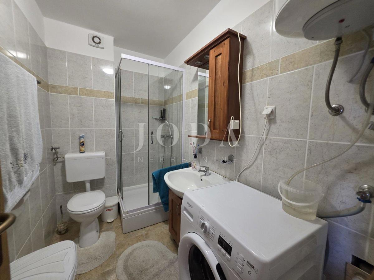 KLENOVICA, due appartamenti in un'ottima posizione