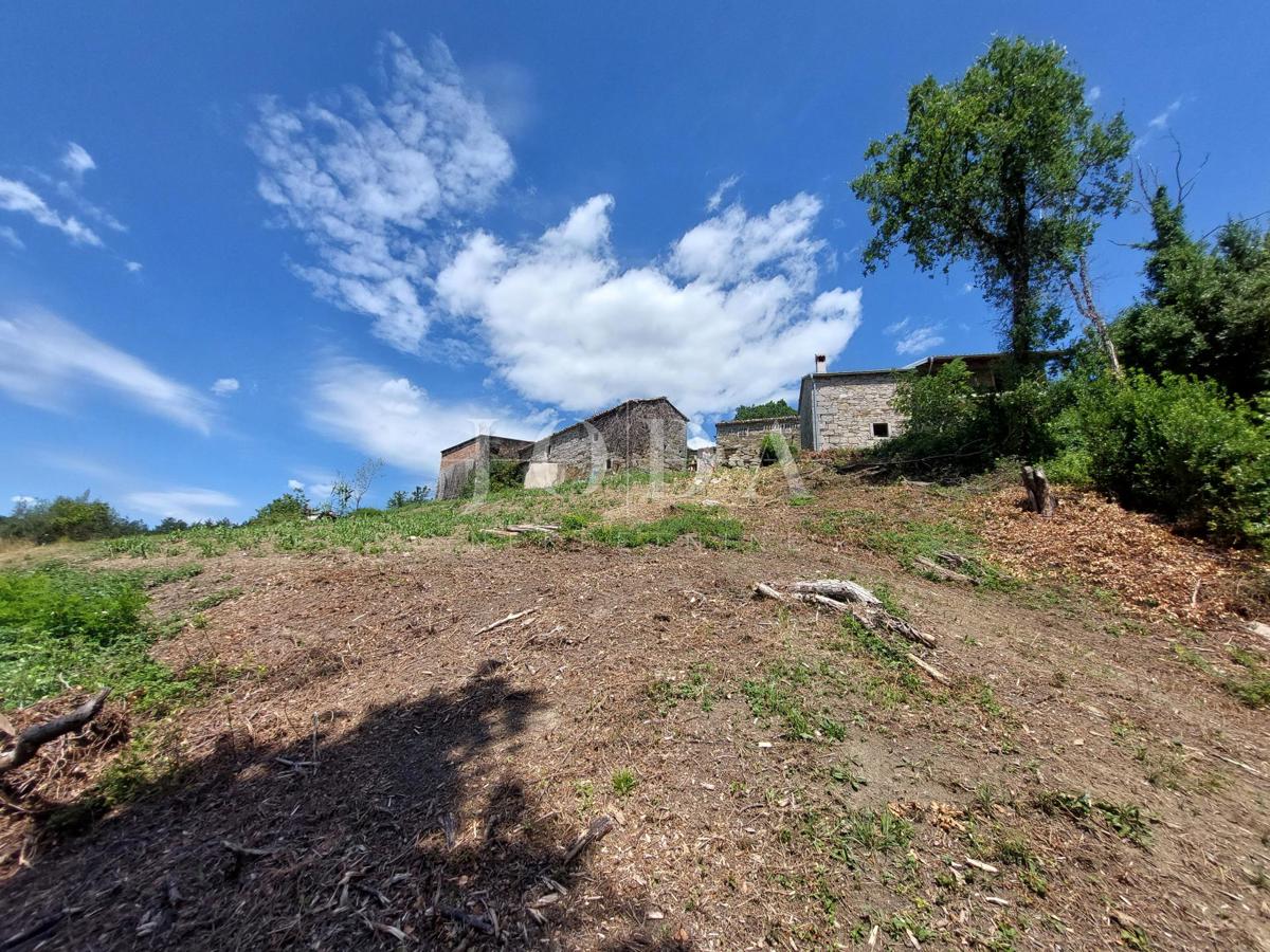Casa andTerreno Buzet, 1.706m2