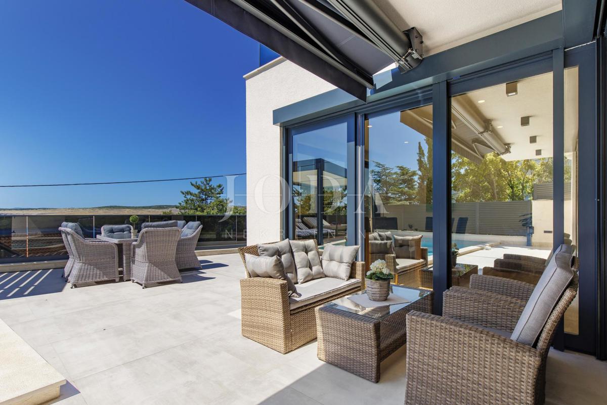 Jadranovo casa moderna vicino al mare