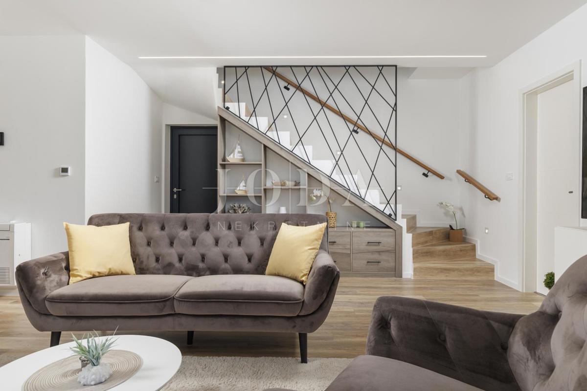 Jadranovo casa moderna vicino al mare